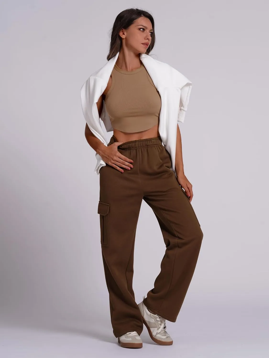 ABOCIW Womens Cargo Sweatpants Fleece Wide Leg Sweat Pants High Waisted Baggy Athletic Joggers Pants with Pockets