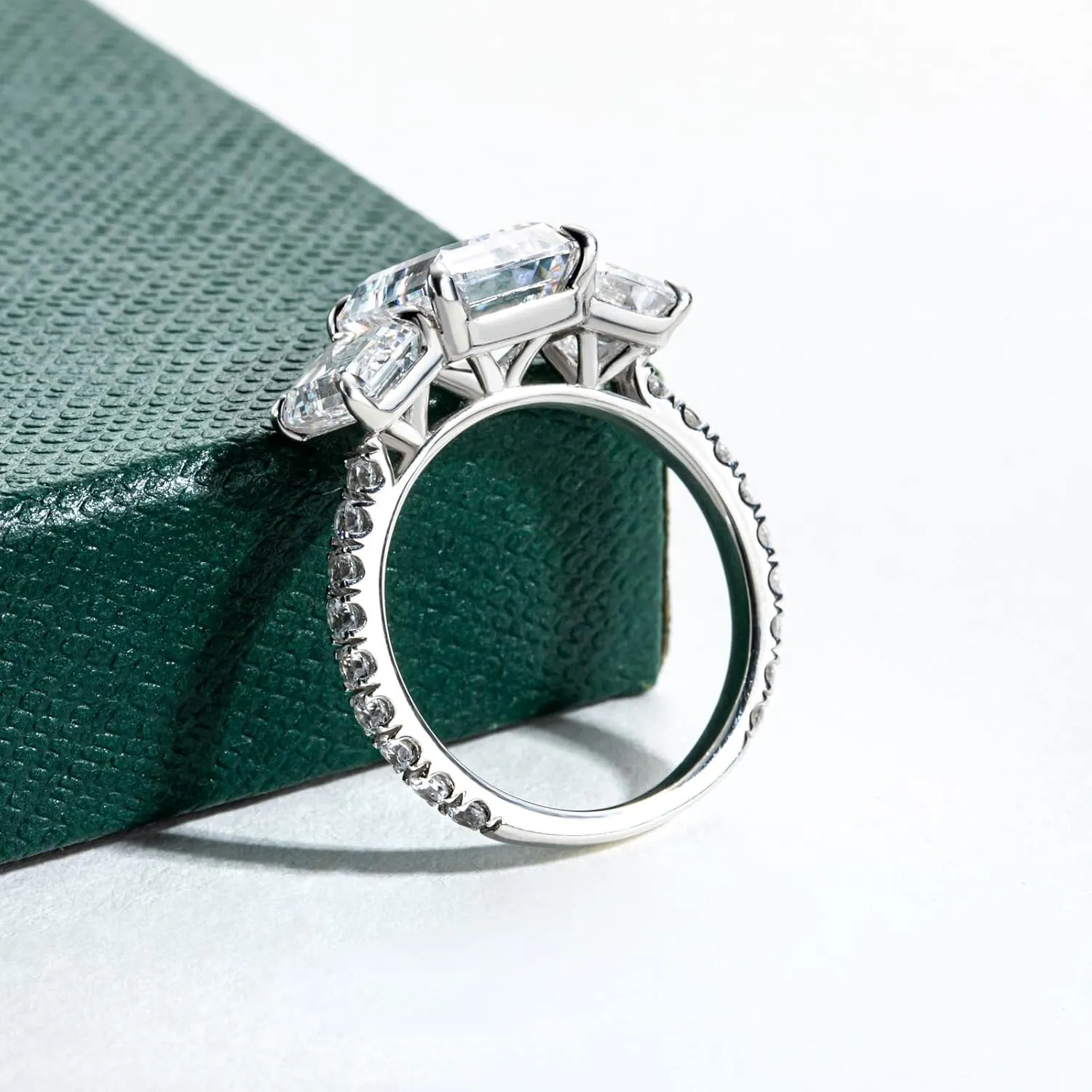 Bo.Dream Promise Rings for Her Emerald/Cushion/Radiant Cut 5ct 3-stone Cubic Zirconia Platinum Plated 925 Silver