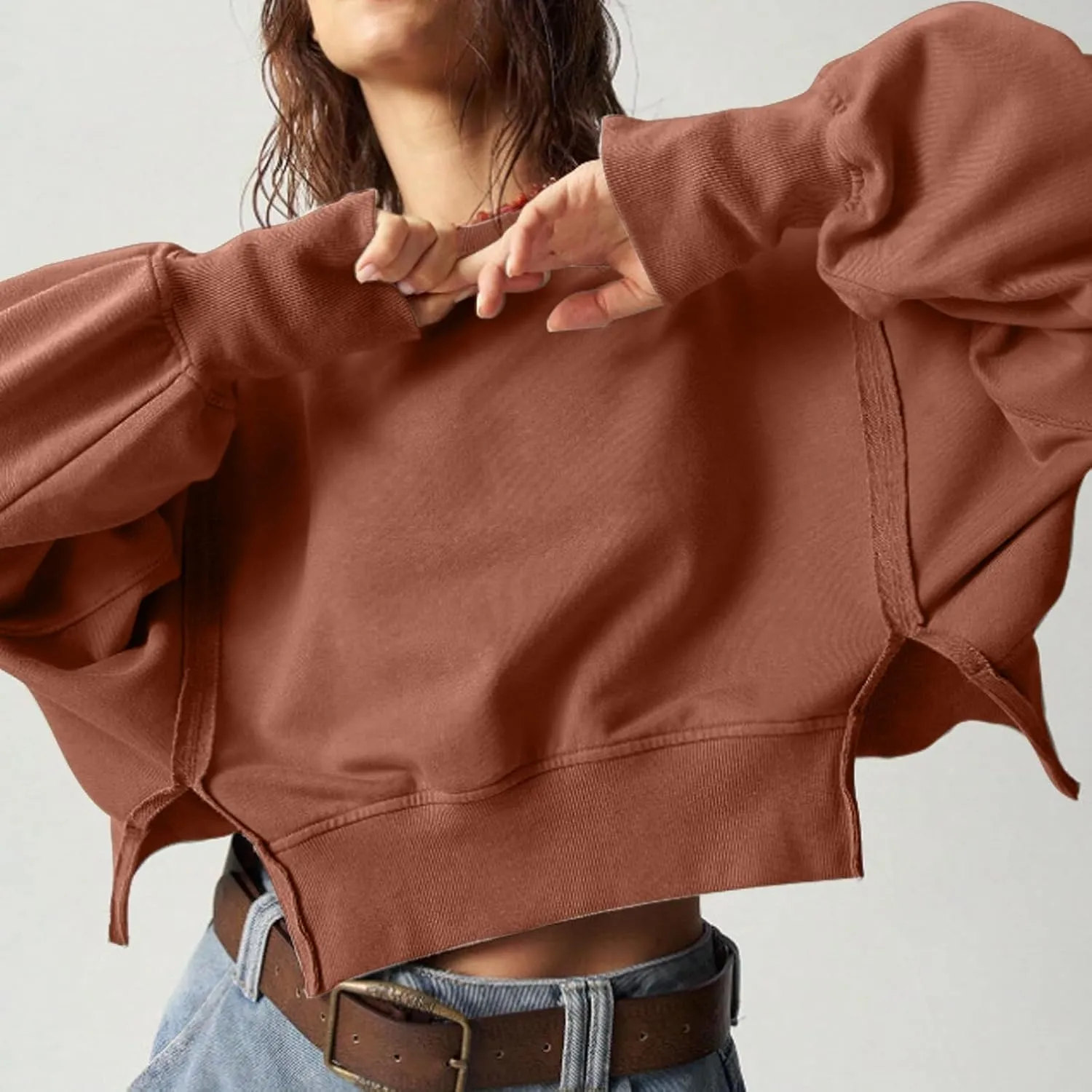 EGUGYDW Womens Crewneck Sweatshirts Cropped Long Sleeve Side Slit Loose Fit Teen Girls 2024 Fall Crop Pullover Tops