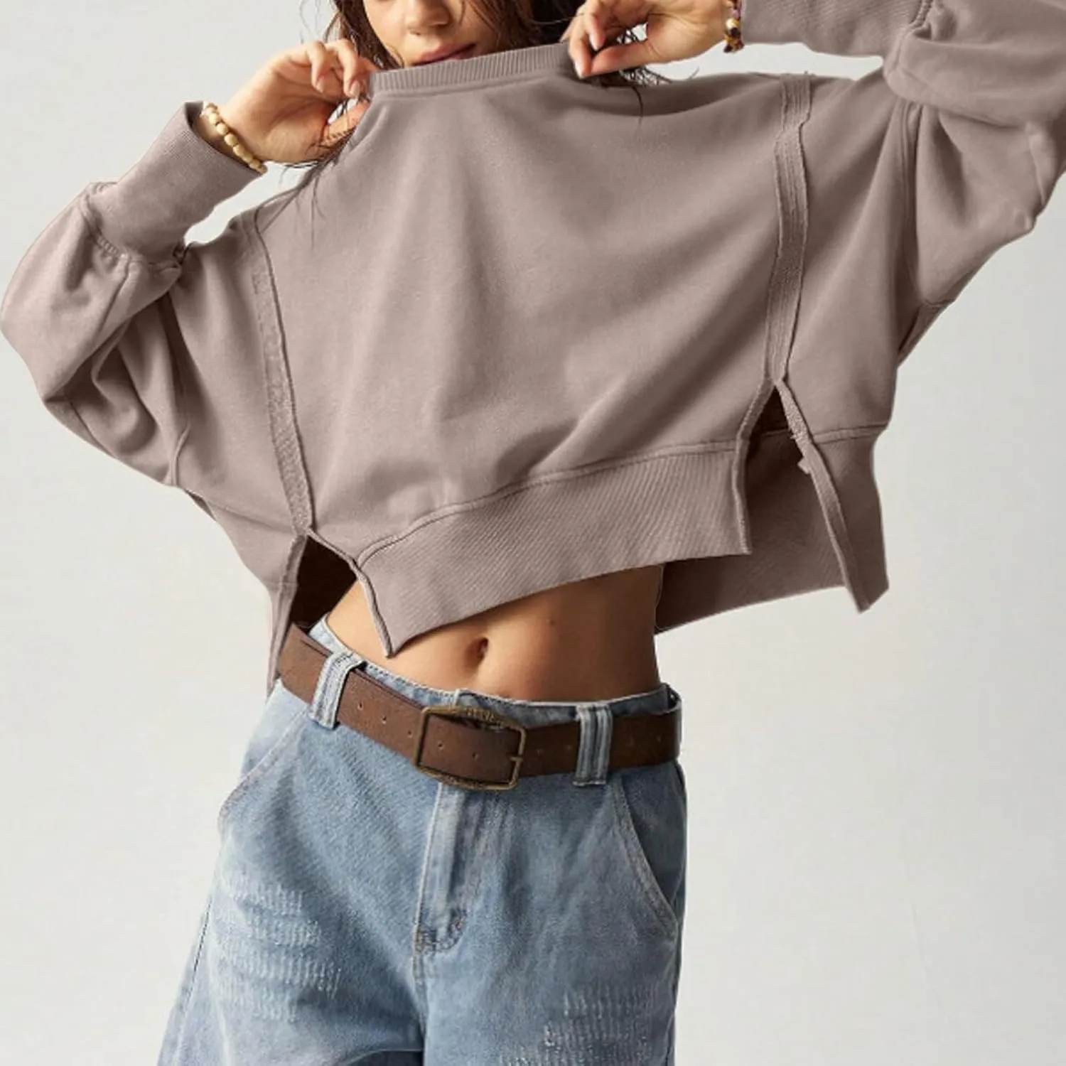 EGUGYDW Womens Crewneck Sweatshirts Cropped Long Sleeve Side Slit Loose Fit Teen Girls 2024 Fall Crop Pullover Tops