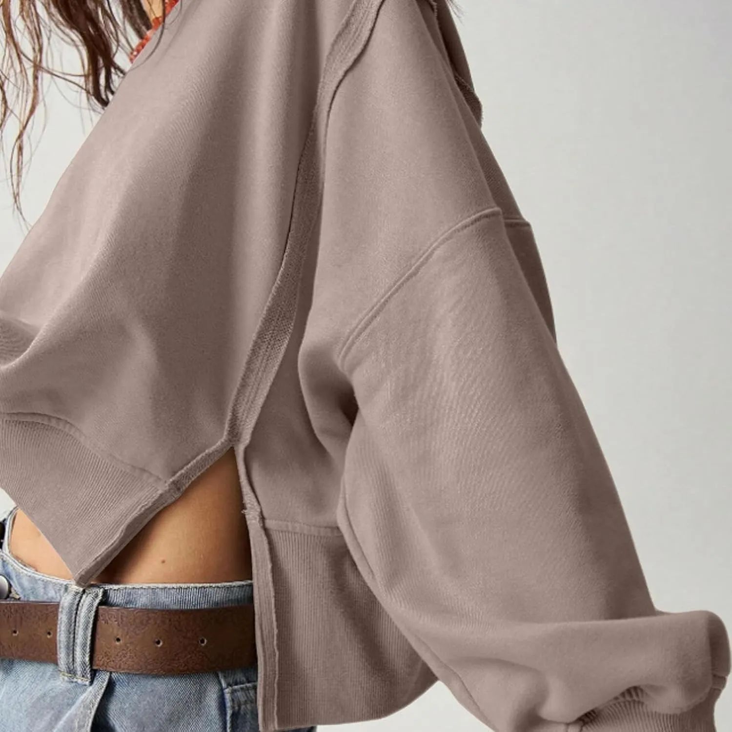 EGUGYDW Womens Crewneck Sweatshirts Cropped Long Sleeve Side Slit Loose Fit Teen Girls 2024 Fall Crop Pullover Tops