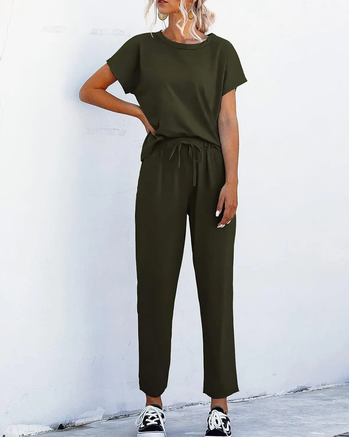 Eurivicy Women's 2 Piece Outfits Sets Casual Short Sleeve Crewneck T-Shirts and Pocketed Jogger Pants Summer Tracksuit Set
