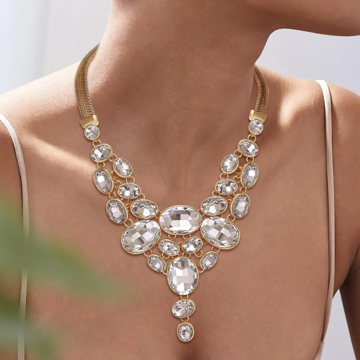EVER FAITH Art Deco Chunky Oval Rhinestone Crystal Bib Statement Necklace