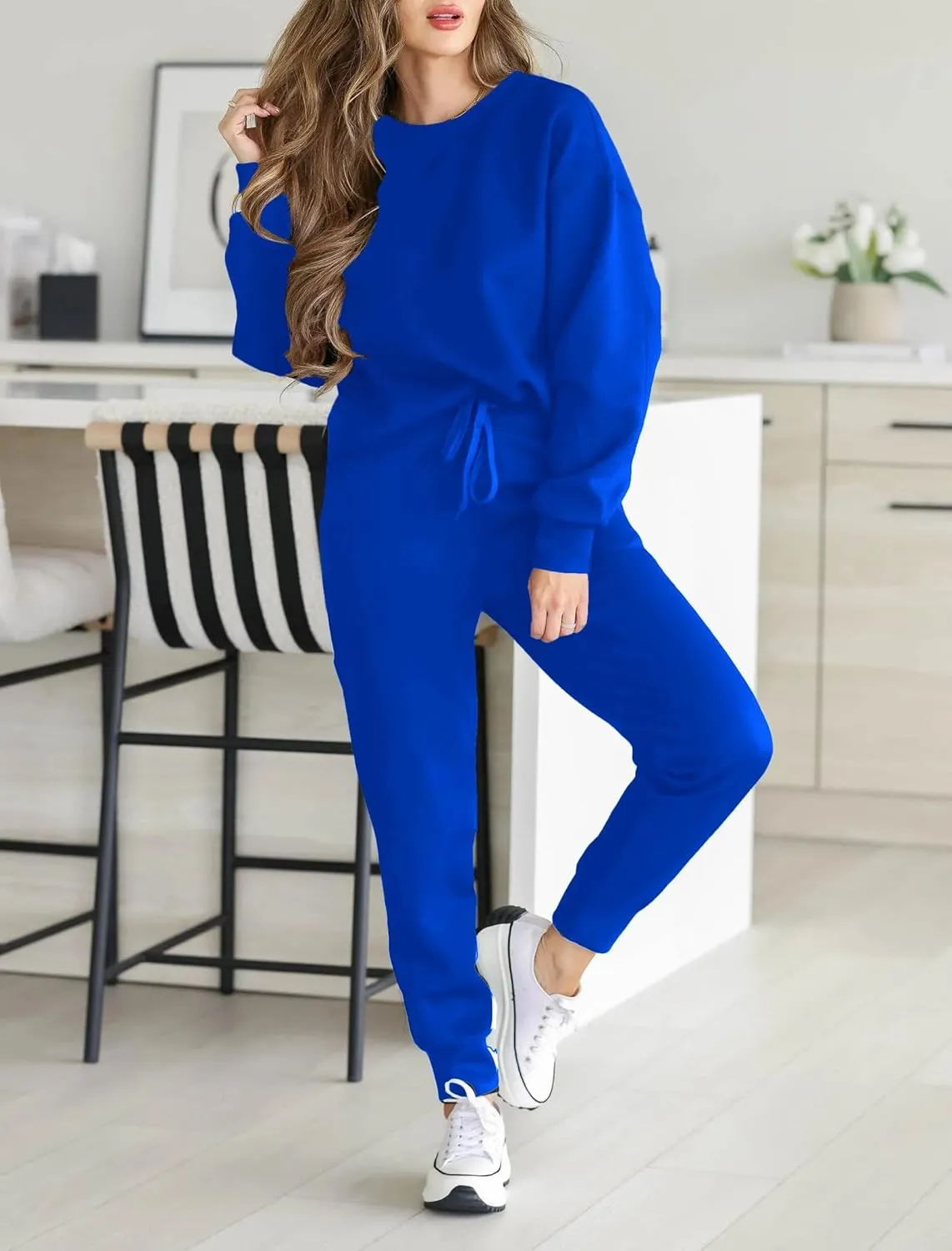 HBQ Sweatsuits For Women Sets 2 Piece Outfits Crewneck Sweatshirts Pullover Tops And Jogger Pants Tracksuits Lounge Set