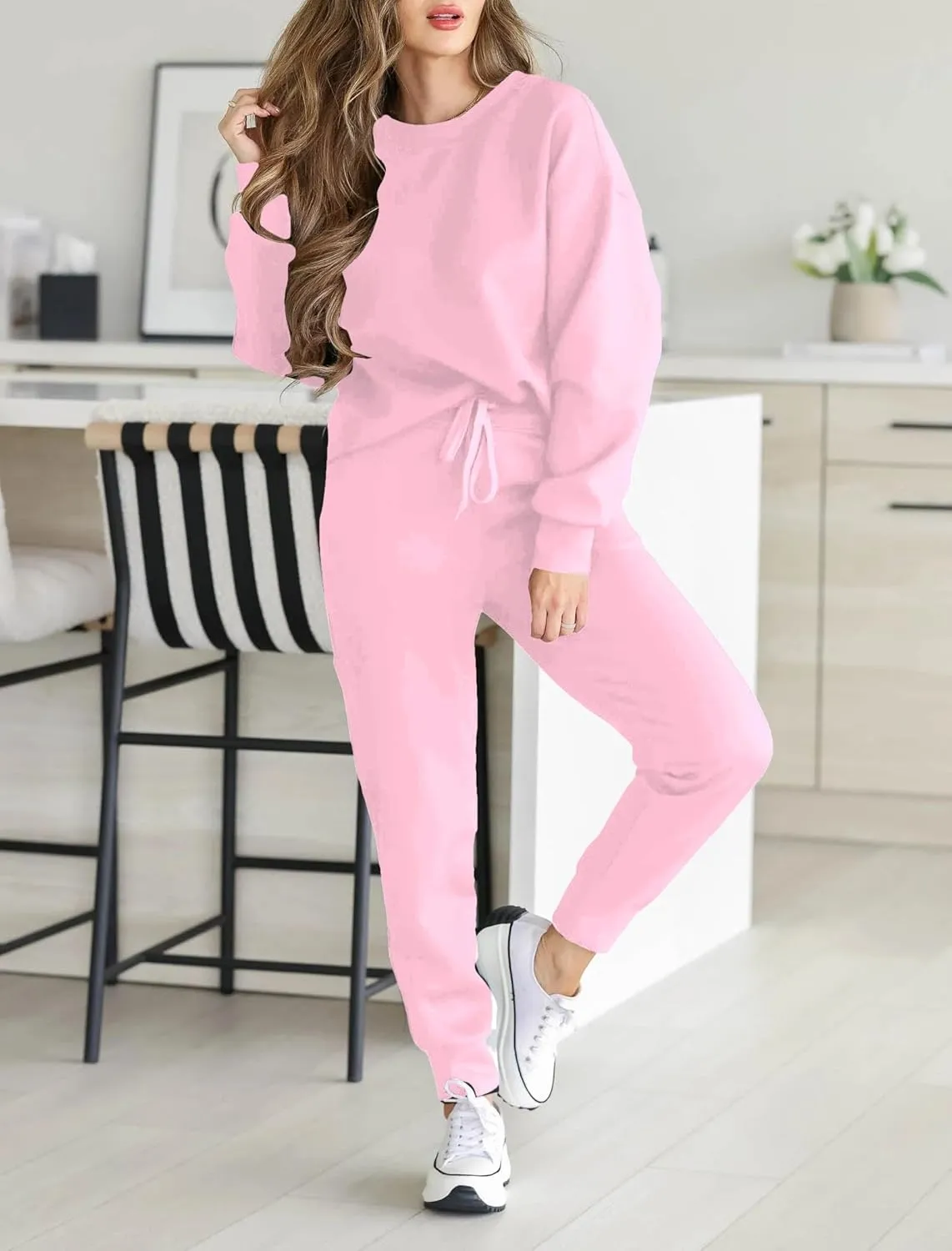 HBQ Sweatsuits For Women Sets 2 Piece Outfits Crewneck Sweatshirts Pullover Tops And Jogger Pants Tracksuits Lounge Set