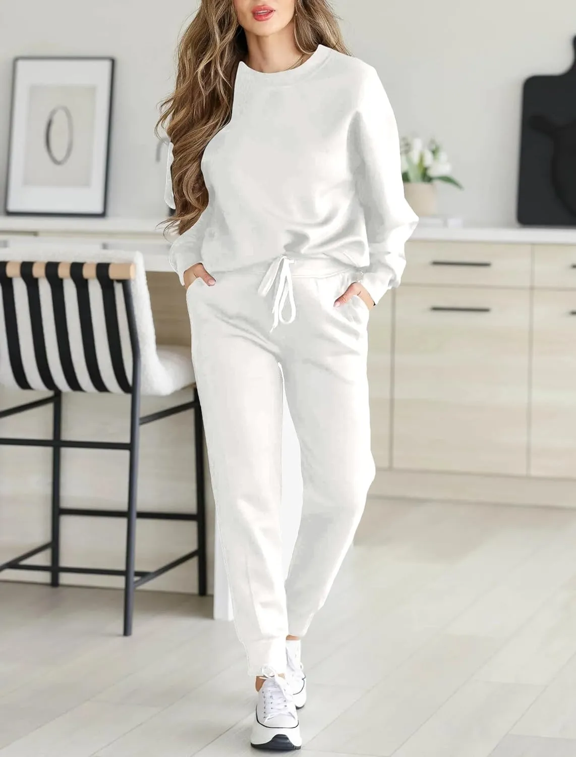 HBQ Sweatsuits For Women Sets 2 Piece Outfits Crewneck Sweatshirts Pullover Tops And Jogger Pants Tracksuits Lounge Set