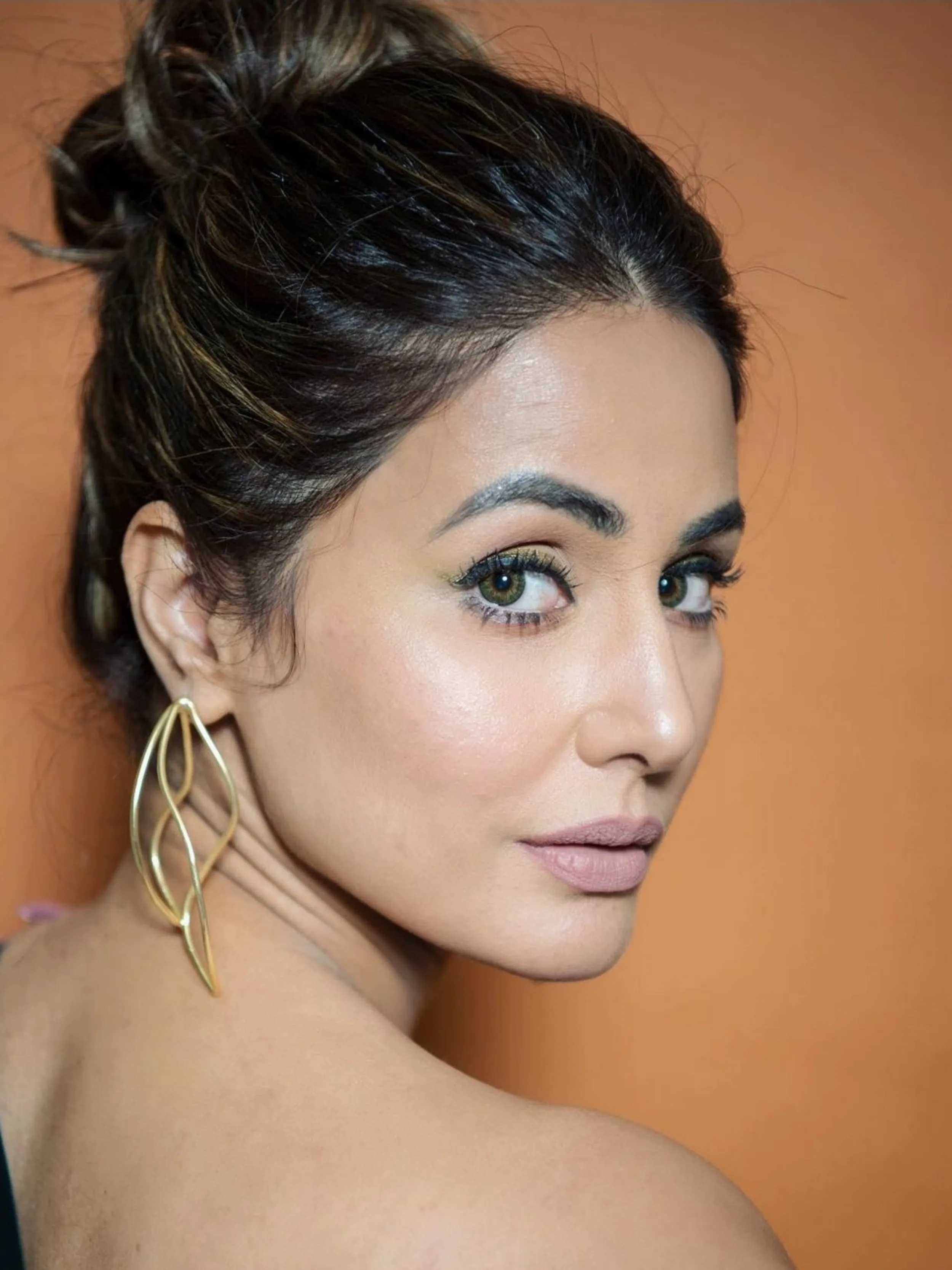 HINA KHAN X INTERWINE EARRING