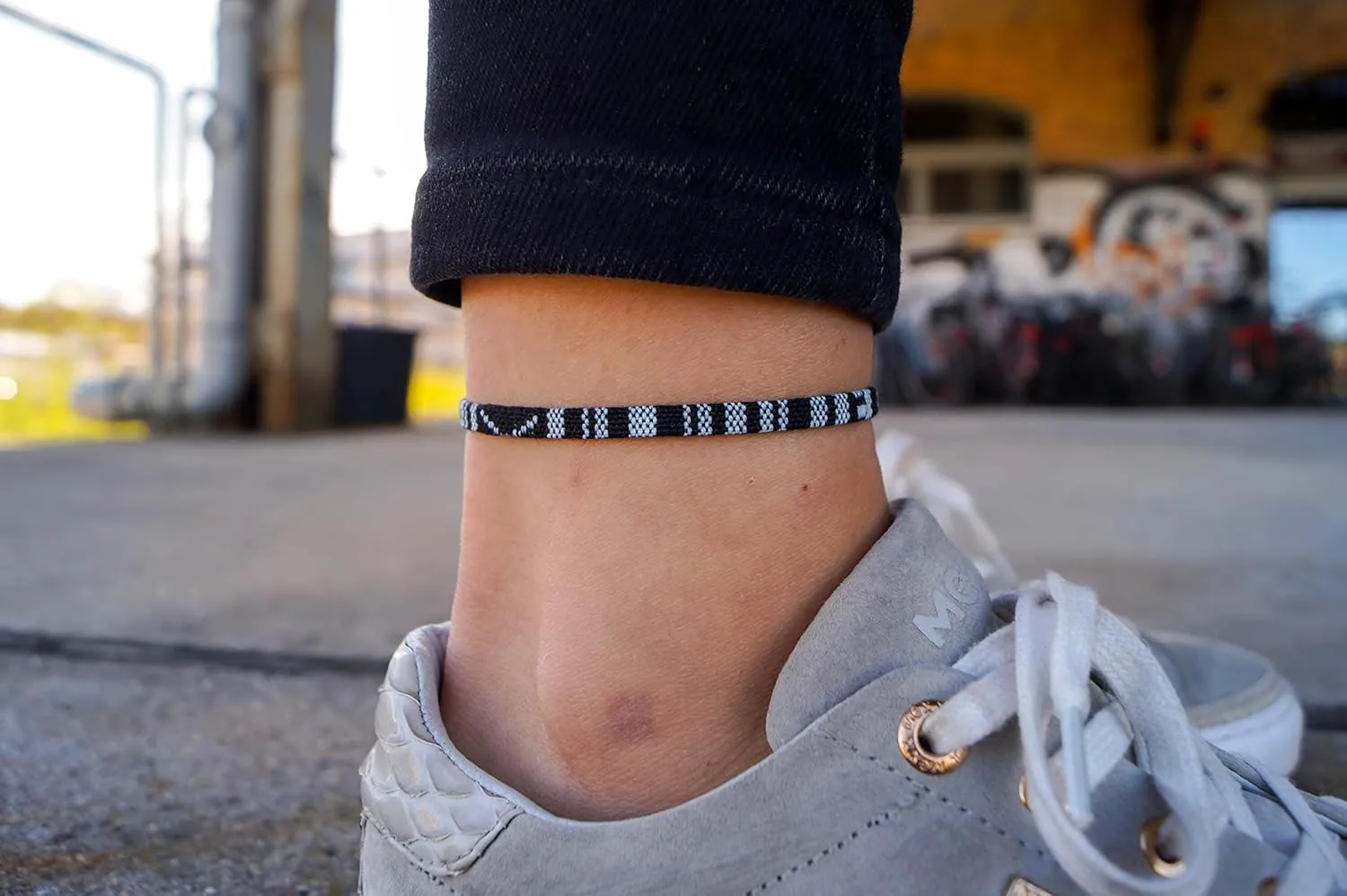 Made by Nami Surfer Anklet for Men and Women Waterproof and Adjustable Surfer Ankle Bracelet String Ankle Bracelet Beach Accessory for Ethnic Hippie Style (Black)
