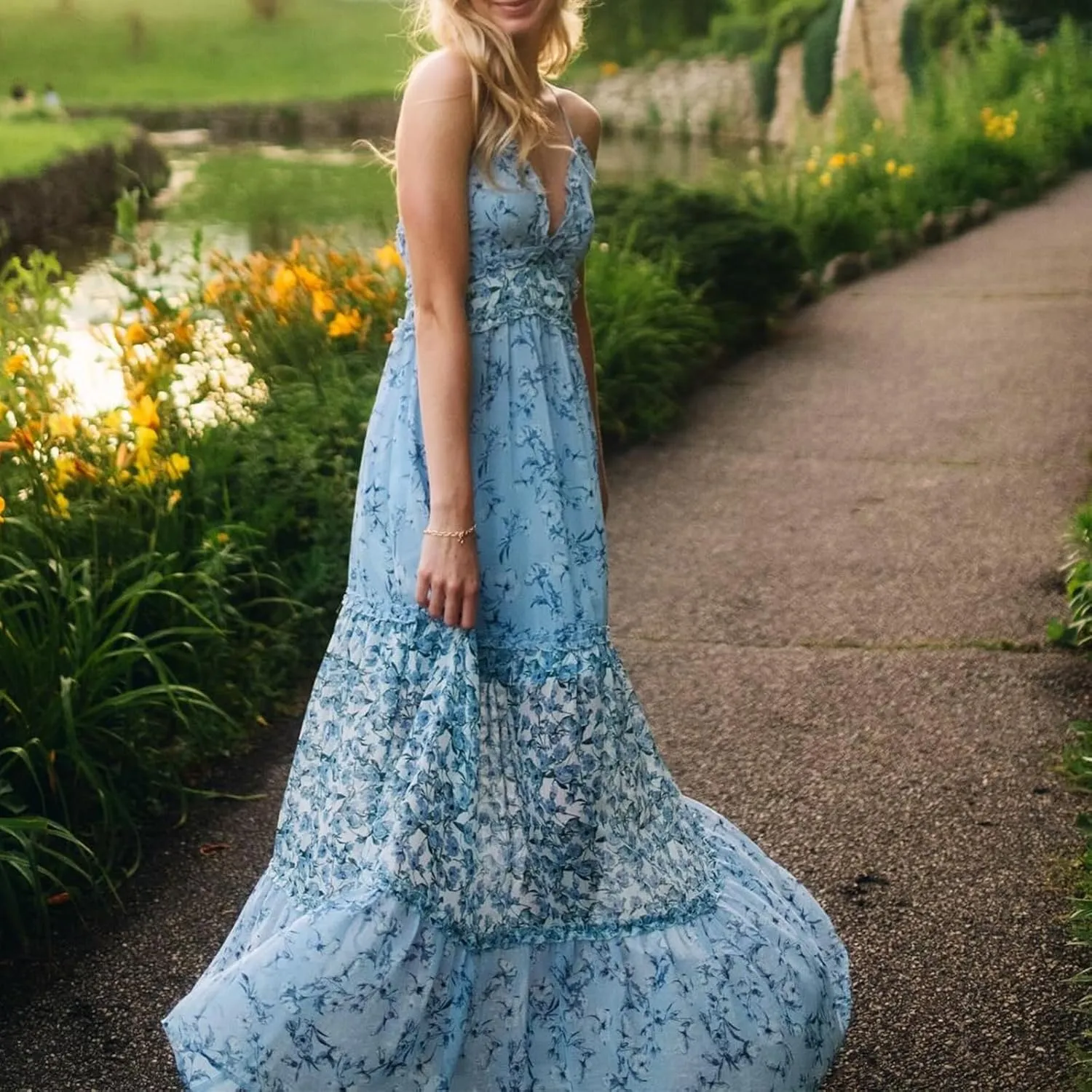 Meiweileya Women Spaghetti Strap Maxi Dress Y2k Floral Lace Trim Ruffle Long Dress Boho Patchwork Flowy Summer Beach Sundress