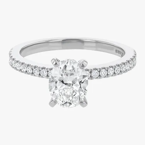 Oval Cut Engagement Ring