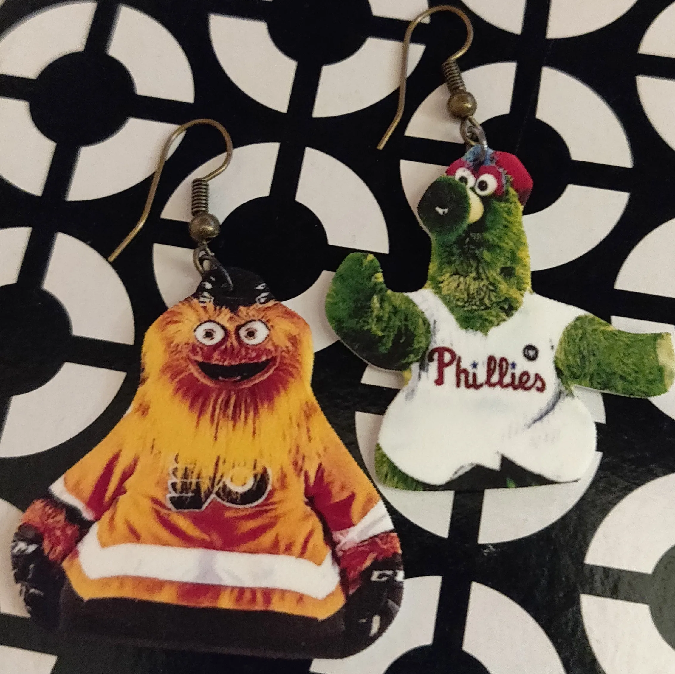 Philly Sports Friends EARRINGS