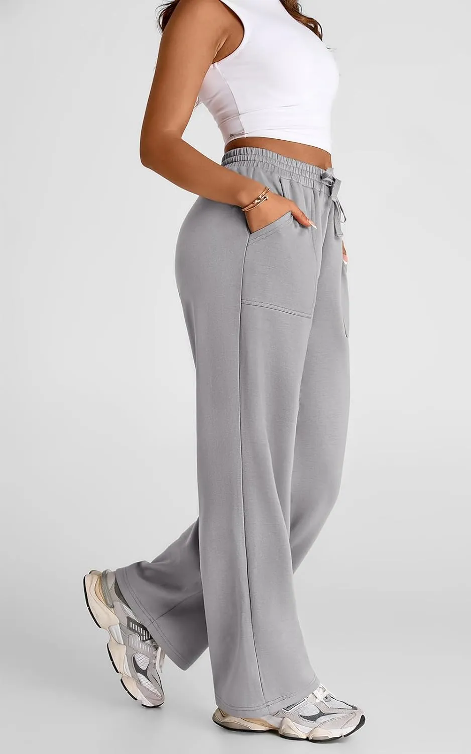 PRETTYGARDEN Womens Wide Leg Sweatpants High Waisted Baggy Lounge Sweat Pants Drawstring Athletic Flared Joggers with Pockets