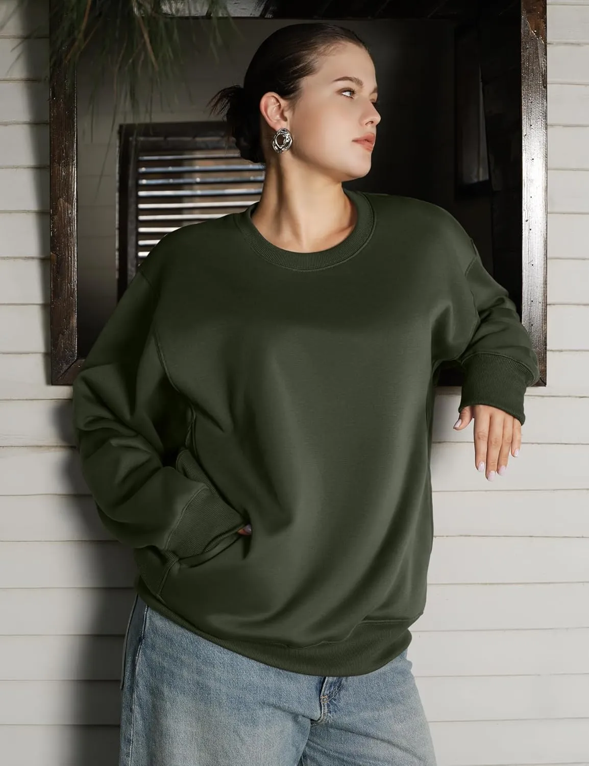 PUMIEY Women's Oversized Sweatshirts Fleece Crew Neck Hoodies with Pockets Long Sleeve Pullover Tops Three-No Collection