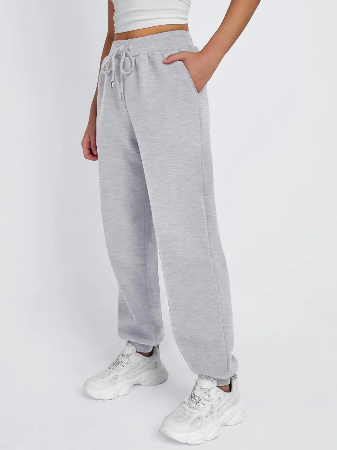 Trendy Queen Sweatpants Women Winter Fleece Lined Clothes Jogger Pants with Pockets Fall Fashion Outfits