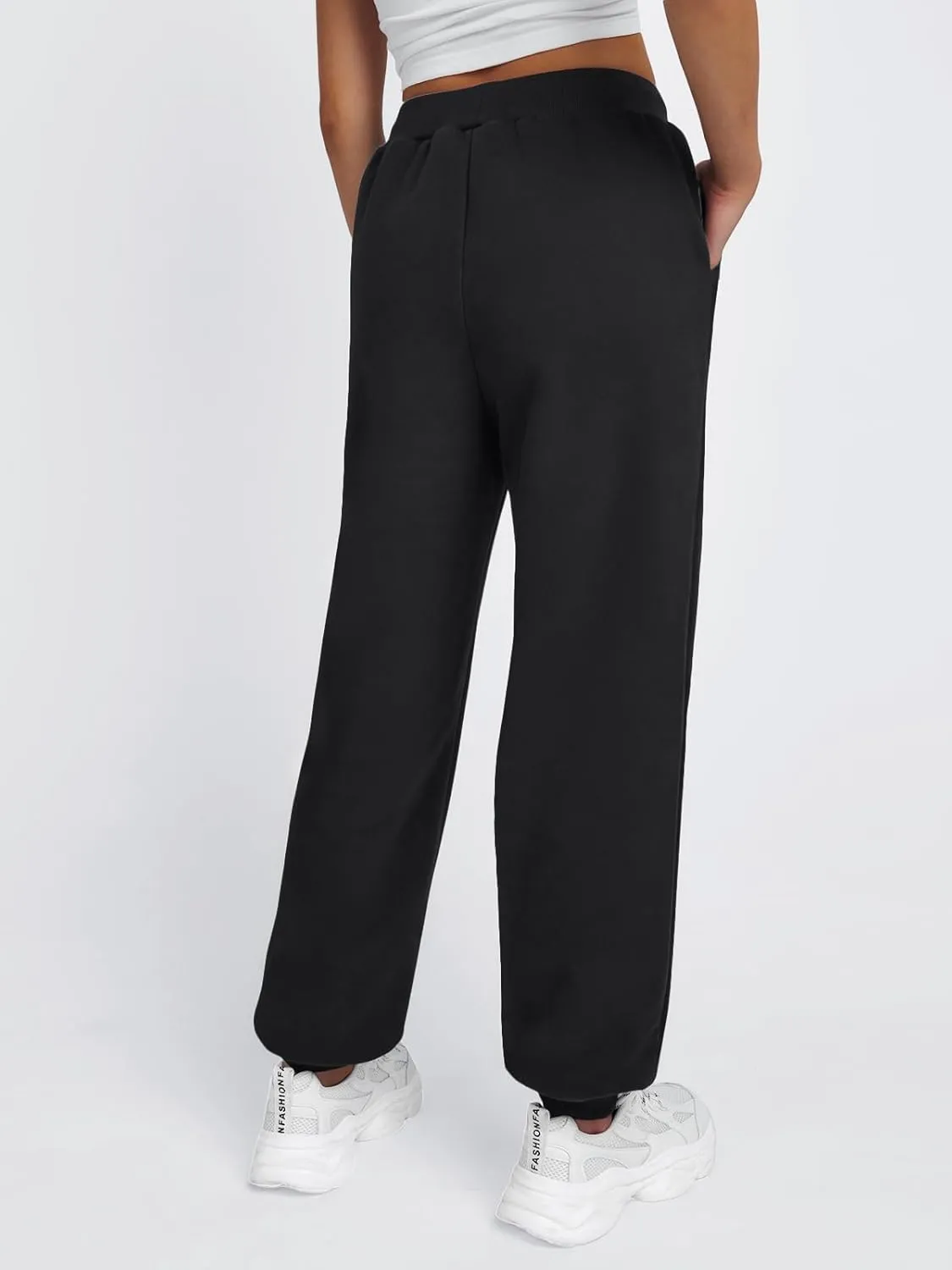 Trendy Queen Sweatpants Women Winter Fleece Lined Clothes Jogger Pants with Pockets Fall Fashion Outfits