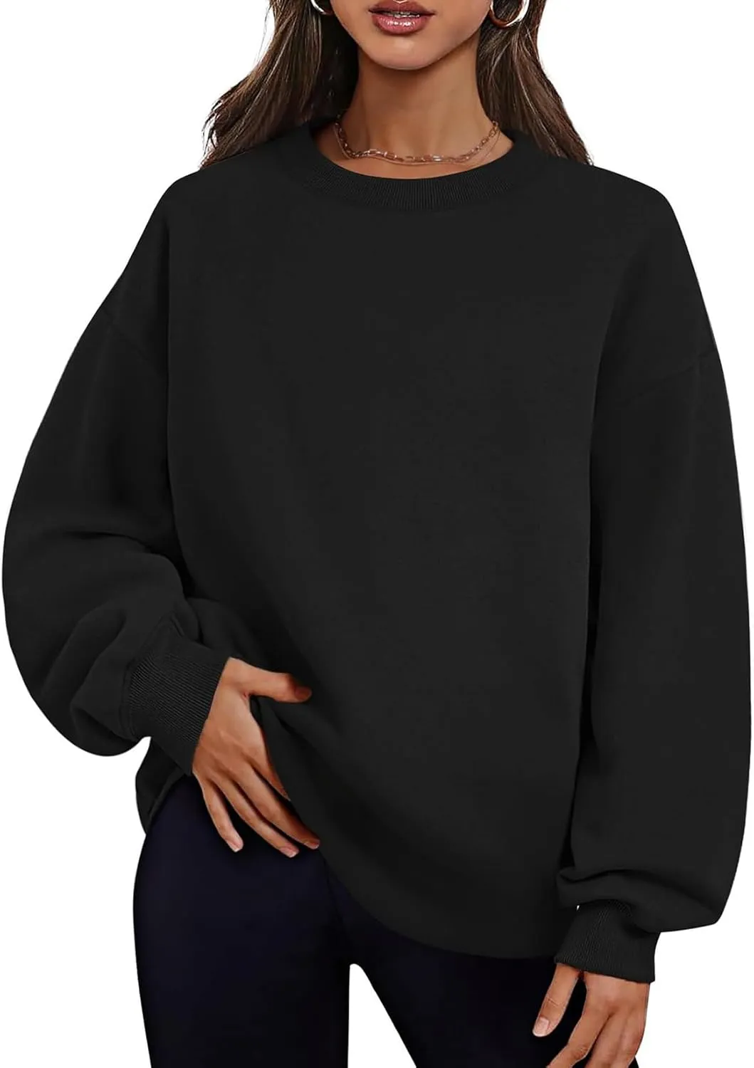 Womens Crew Neck Oversized Sweatshirt with Pockets Long Sleeve Pullover Cotton Hoodies Casual Tops Winter 2025