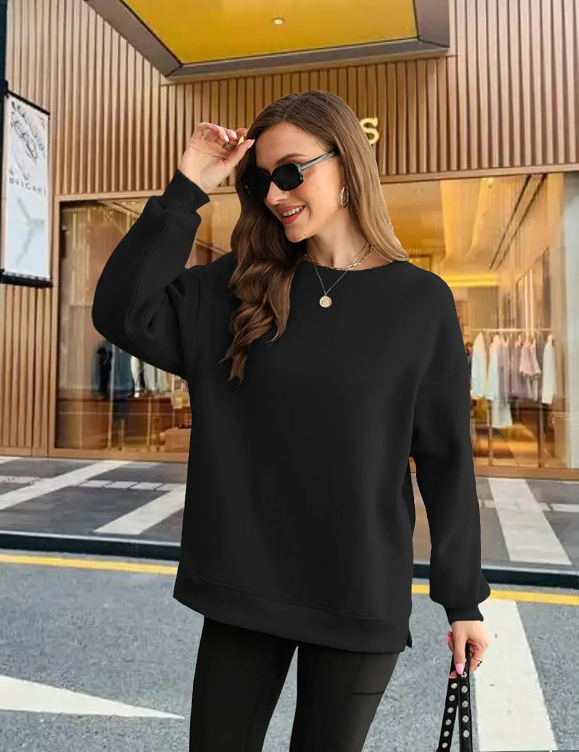 Womens Crew Neck Oversized Sweatshirt with Pockets Long Sleeve Pullover Cotton Hoodies Casual Tops Winter 2025