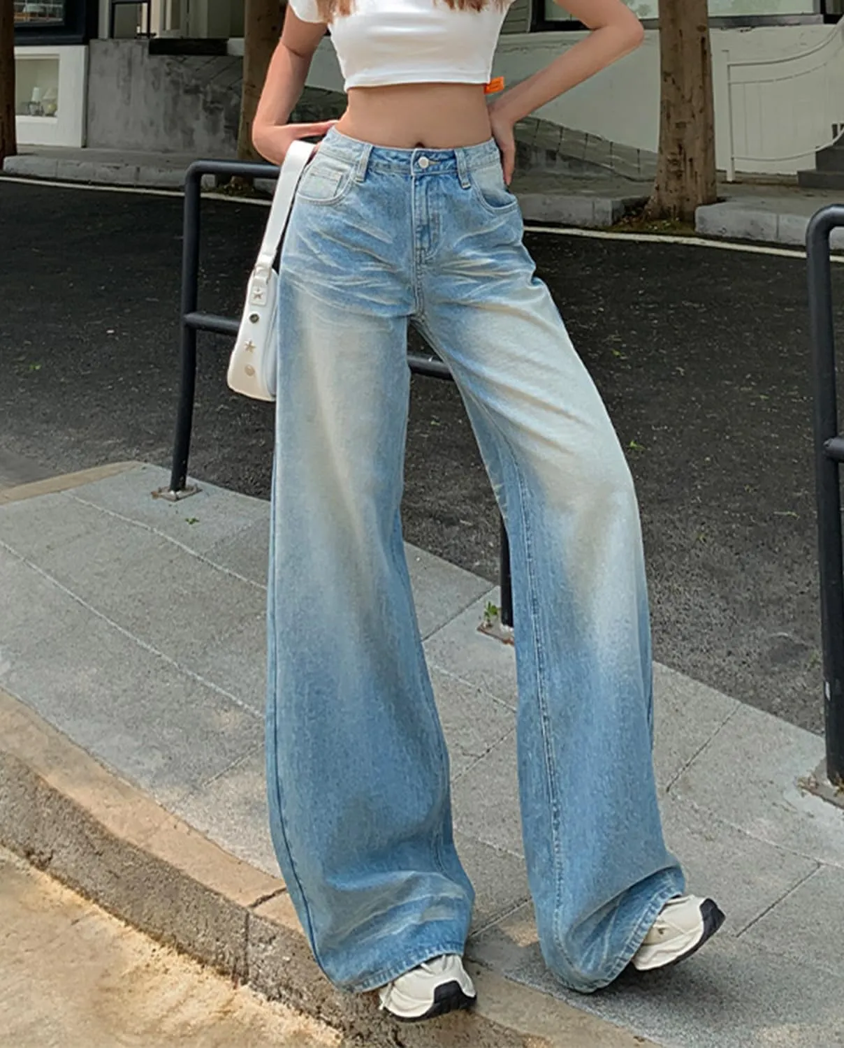 Women's Low Rise Wide Leg Flare Jeans Baggy Vintage 90s Bell Bottom Jeans Casual Loose Fit Boyfriend Denim Pants