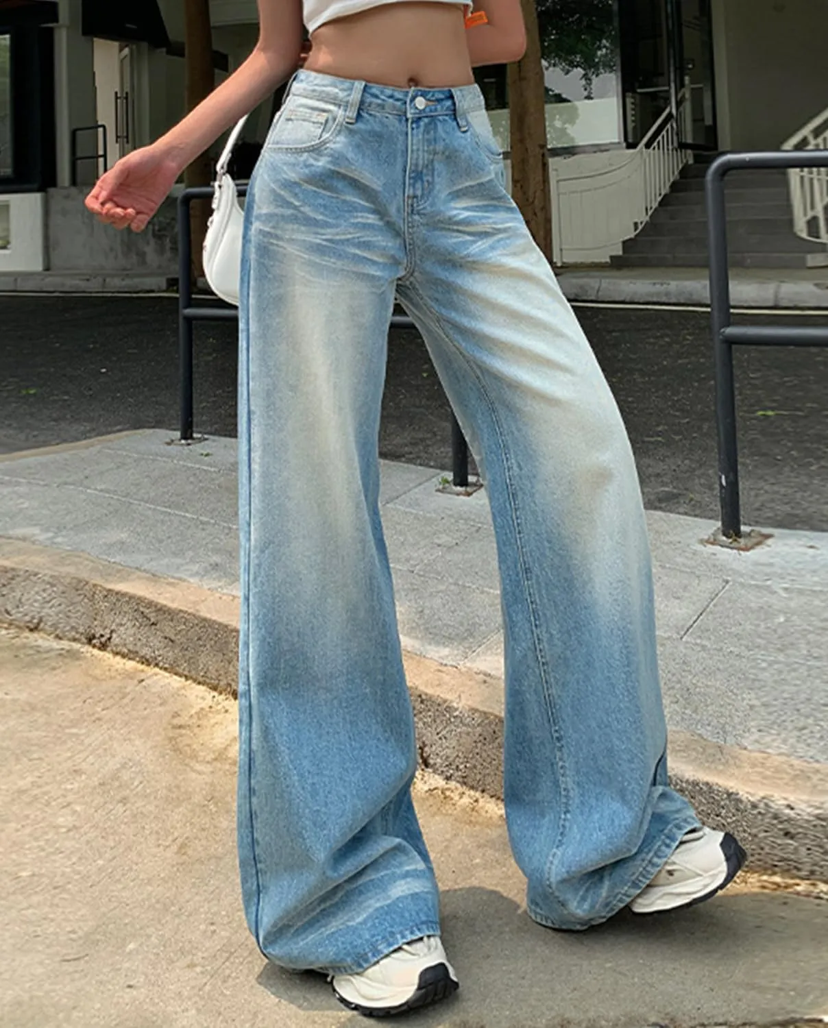 Women's Low Rise Wide Leg Flare Jeans Baggy Vintage 90s Bell Bottom Jeans Casual Loose Fit Boyfriend Denim Pants